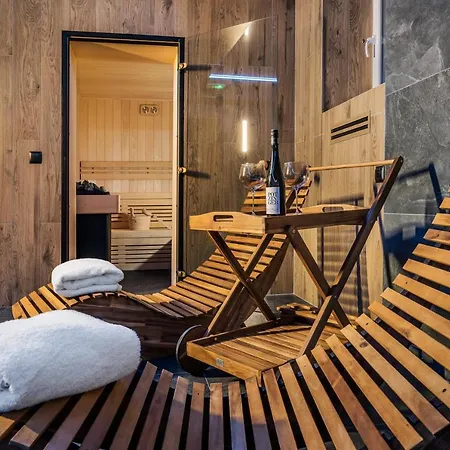 H Aparthotel